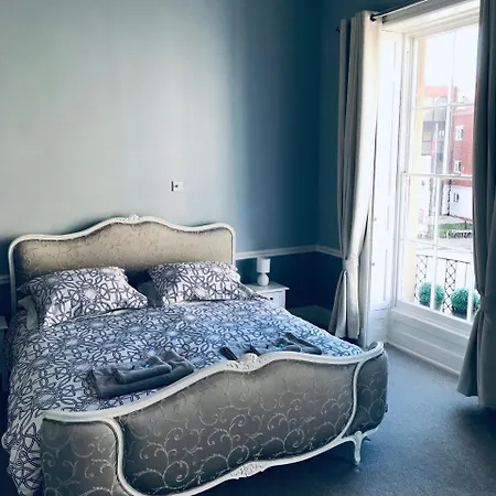 Regency Rooms Guesthouse-3