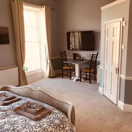 Regency Rooms Guesthouse-2